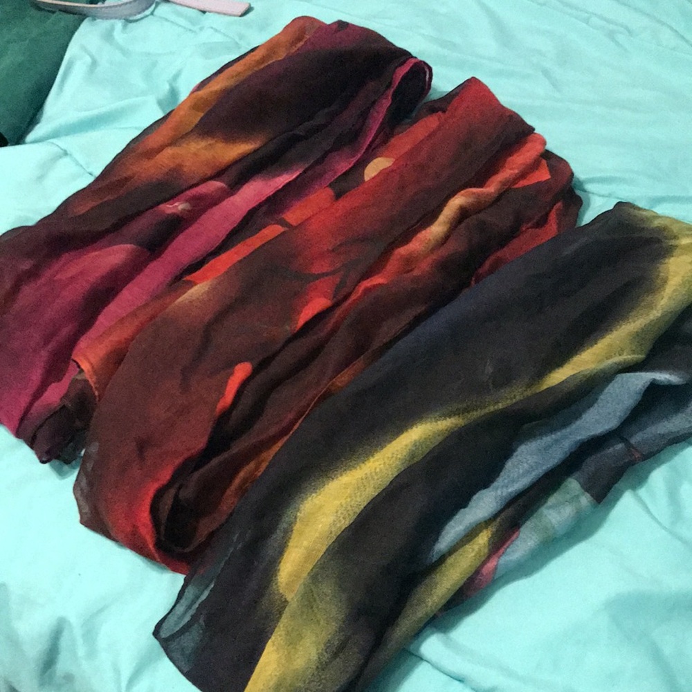 Scarf bundle - Picture 2 of 2